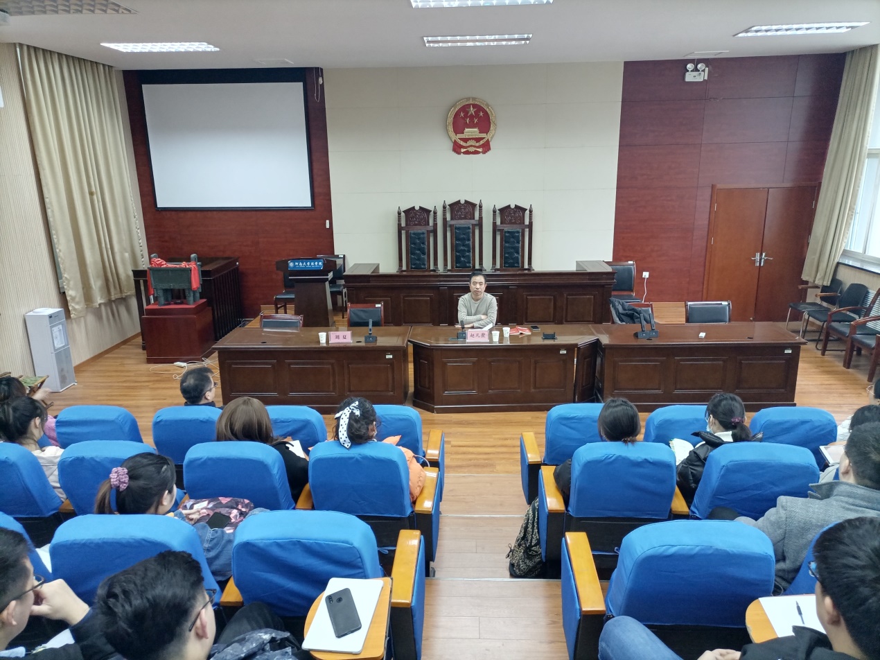 说明: E:\网站公众号维护\2021年\3月\0307开封市中院赵凡聚副院长莅临yl23455永利官网讲学\82d1ca76e32d5c5746ba7ab7e4f57e1.jpg