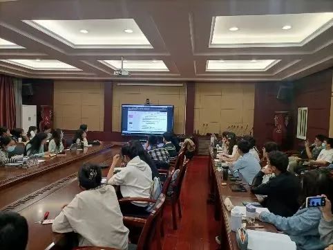 说明: 图片 说明: 图片